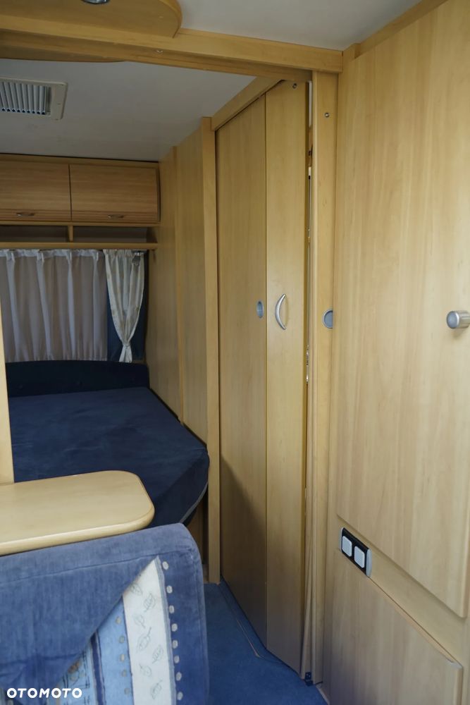 Dethleffs Camper C720 - 24