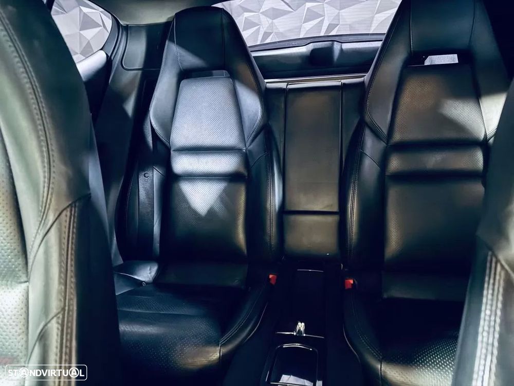 Porsche Panamera - 24