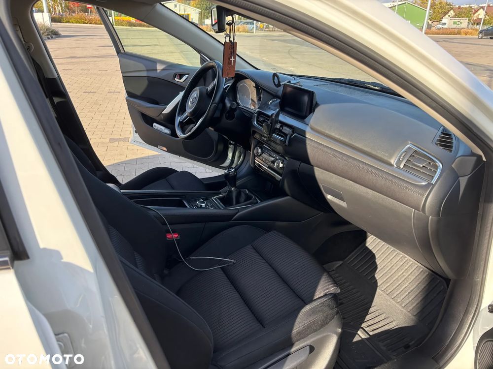 Mazda 6 2.0 Skybusiness - 14
