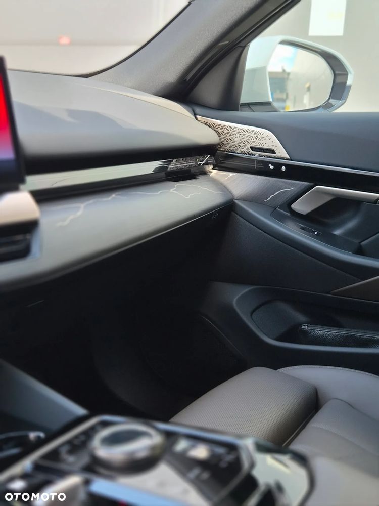 BMW Seria 5 - 24