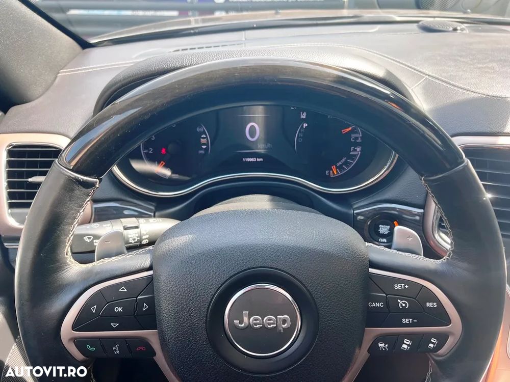 Jeep Grand Cherokee 3.0 TD AT Overland - 30