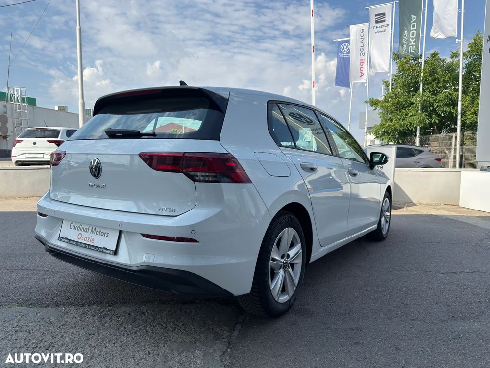 Volkswagen Golf 1.5 eTSI DSG MHEV Life - 6
