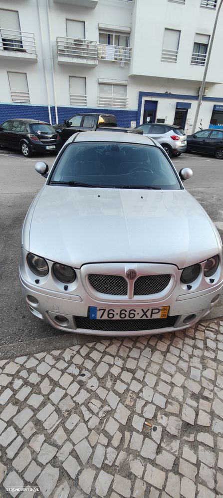 MG ZT ZT-T 2.0 CDTi 135 Core I - 2