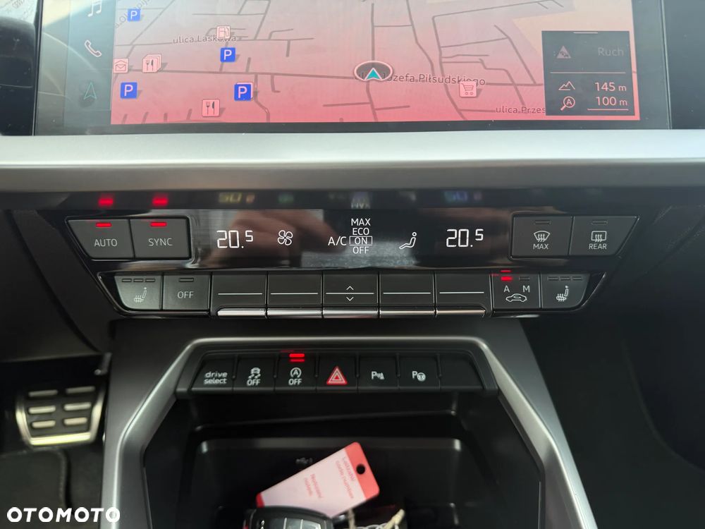 Audi A3 Sportback 40 TDI quattro S tronic S line - 32