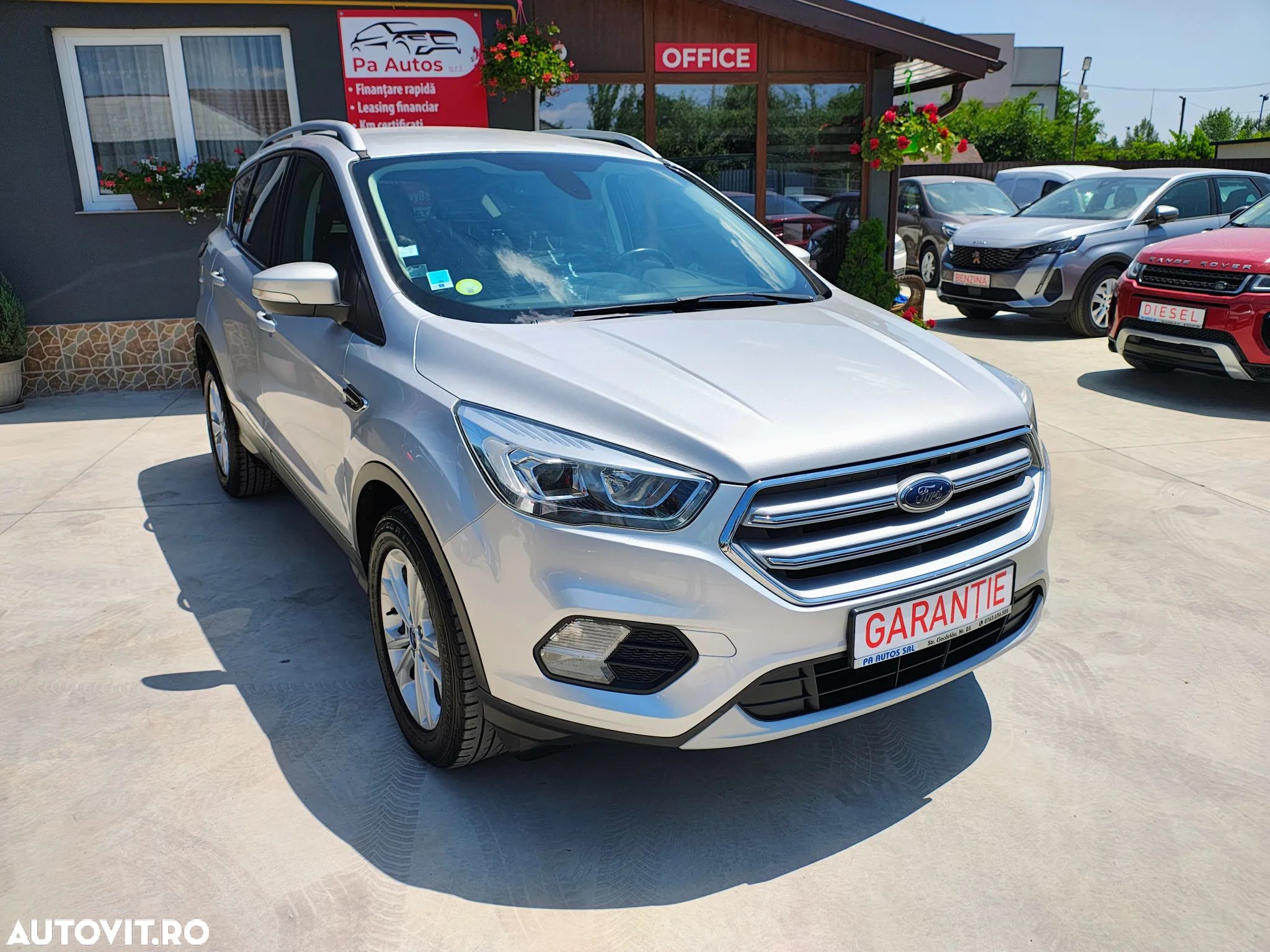 Ford Kuga 2.0 TDCi 2x4 Titanium - 1