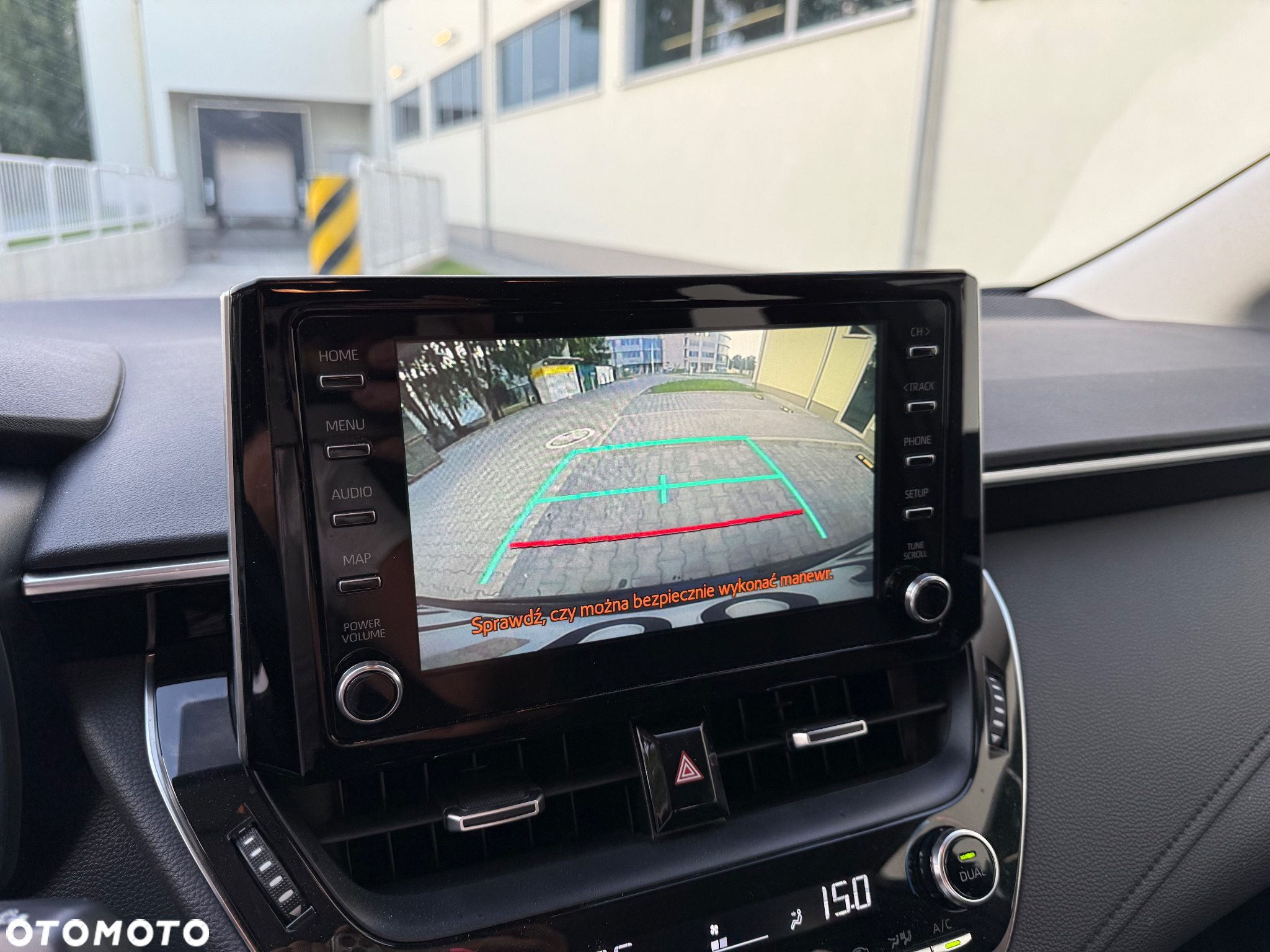Toyota Corolla 1.8 Hybrid GPF Comfort - 33