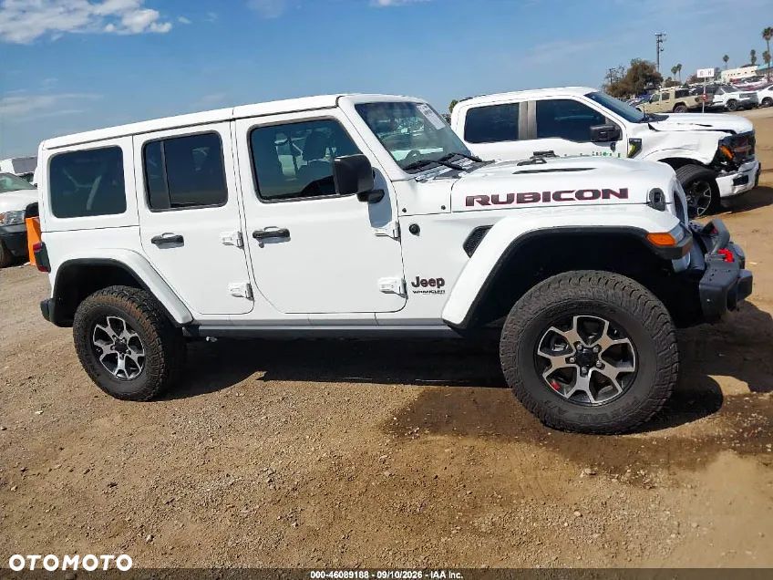 Jeep Wrangler - 13