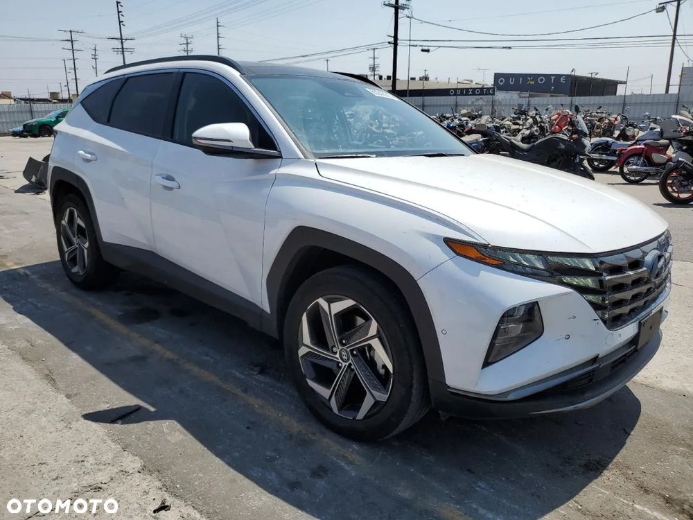 Hyundai Tucson - 4