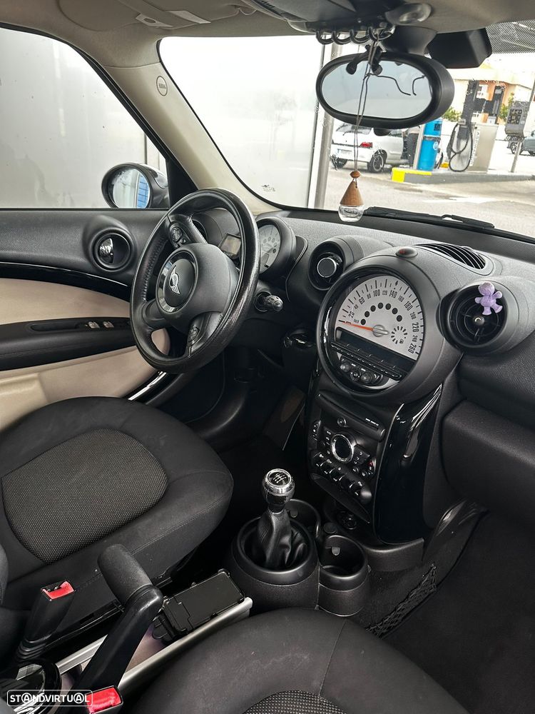 MINI Countryman One D - 13
