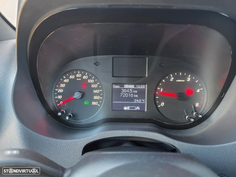 Mercedes-Benz Sprinter 315 CDI/43 Luxo (2+2+2+3) - 21