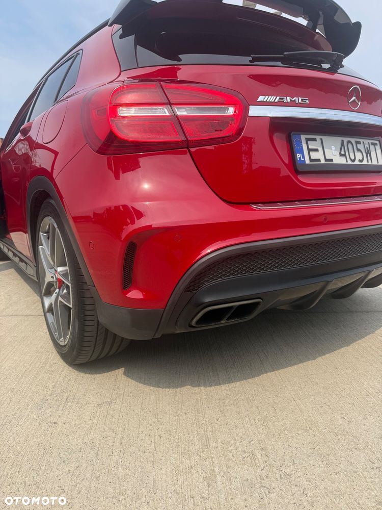 Mercedes-Benz GLA - 20