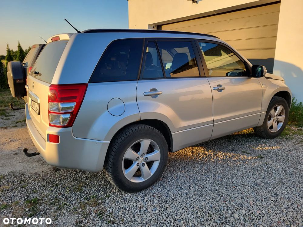 Suzuki Grand Vitara - 2