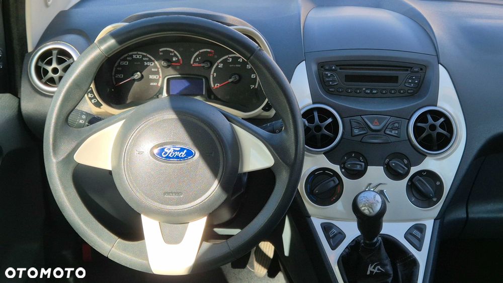 Ford KA - 3