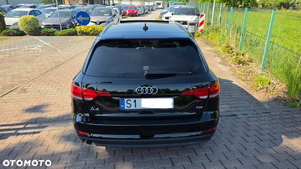 Audi A4 Avant - 22