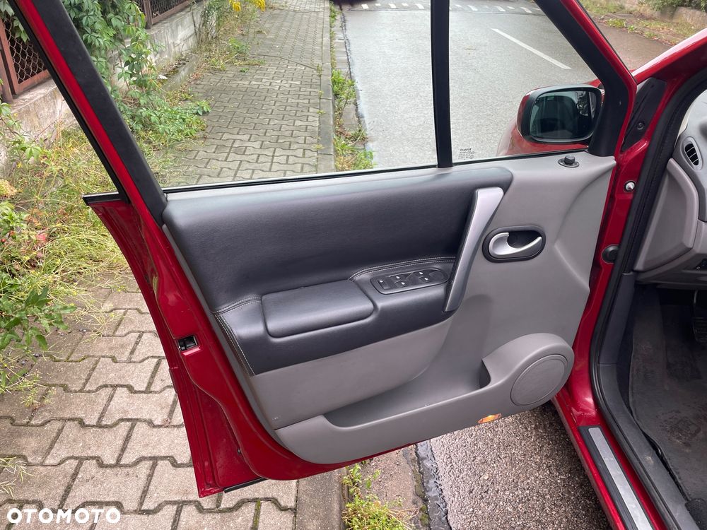 Renault Grand Scenic dCi 130 FAP Dynamique - 10