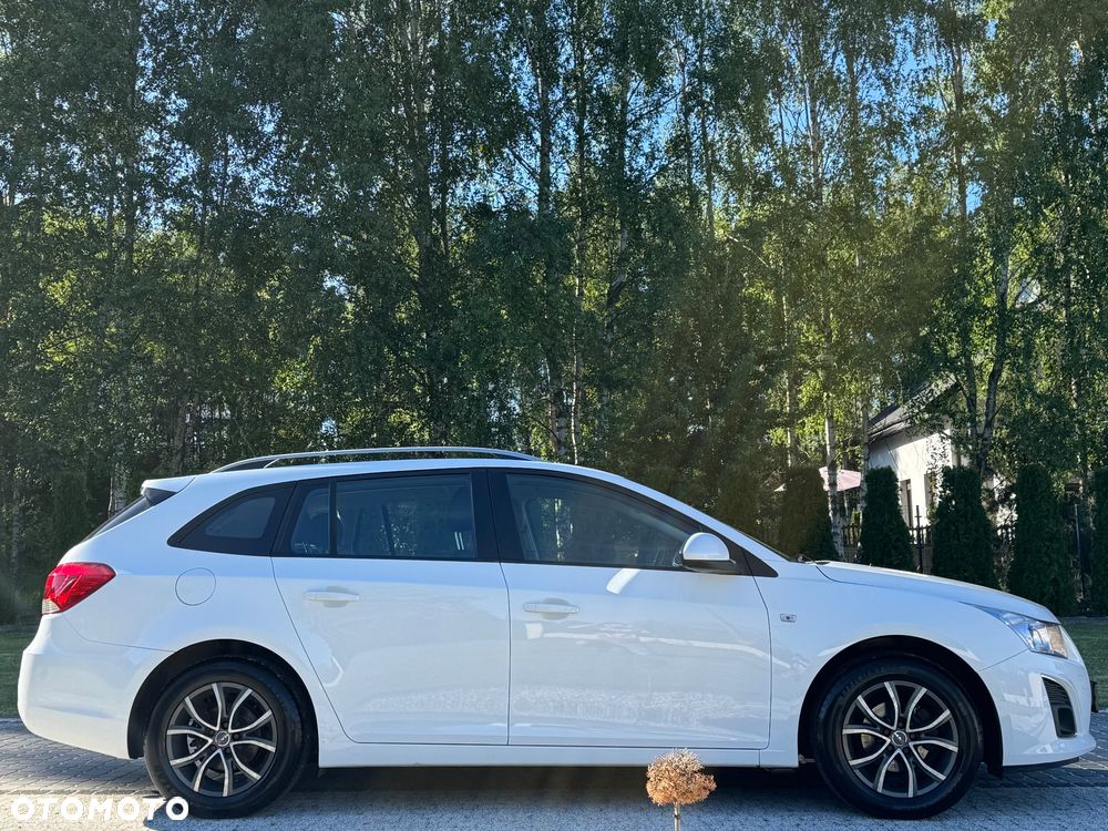 Chevrolet Cruze 1.8 LTZ - 23