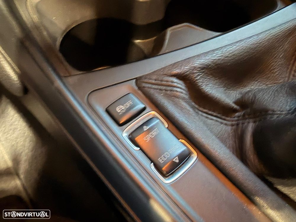 BMW 118 d Pack M - 22