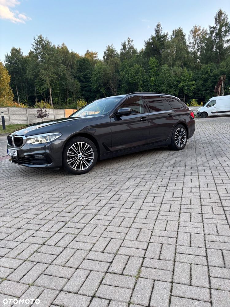BMW Seria 5 520d xDrive Sport Line - 8