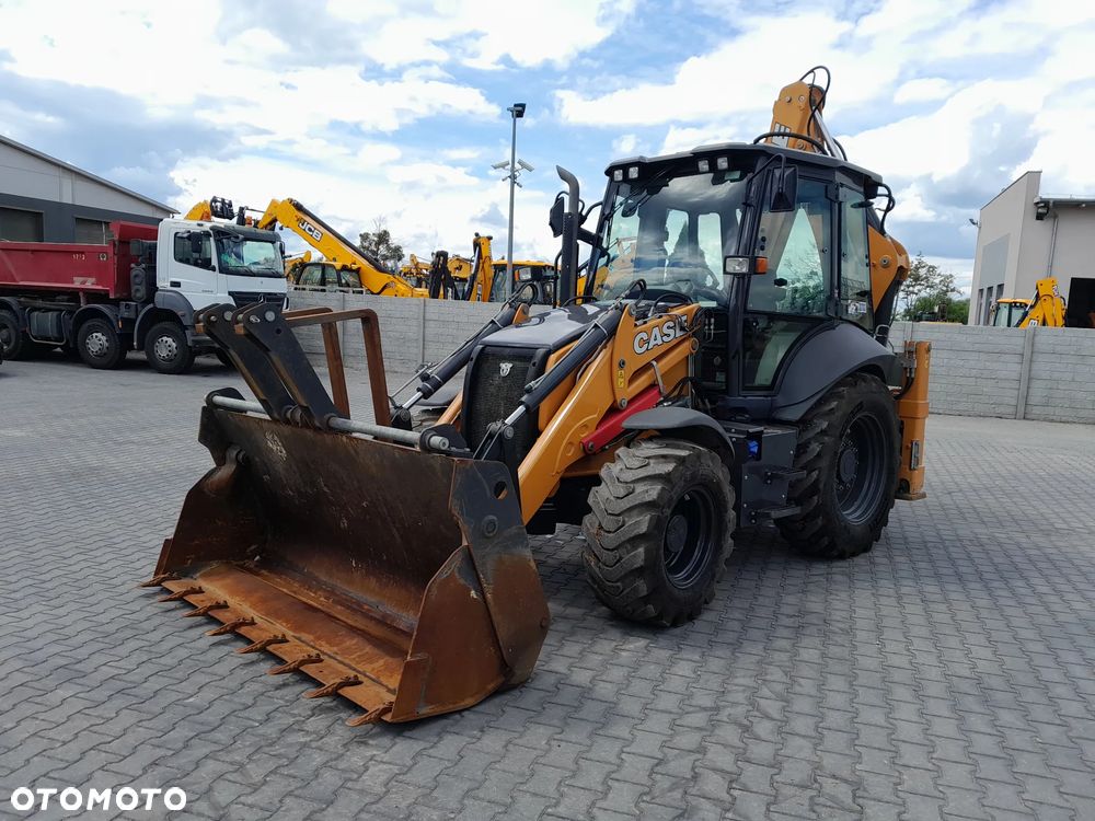 Case 580SV 2023R - 4