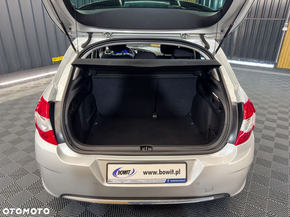 Citroën C4 HDi 115 Exclusive - 21