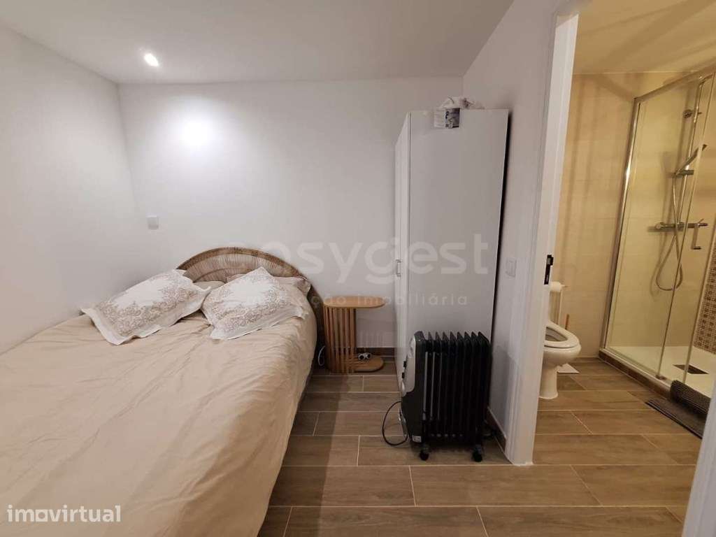 Garagem Ampla com Infraestruturas Completas | Lagos | 26m² - Grande imagem: 5/5