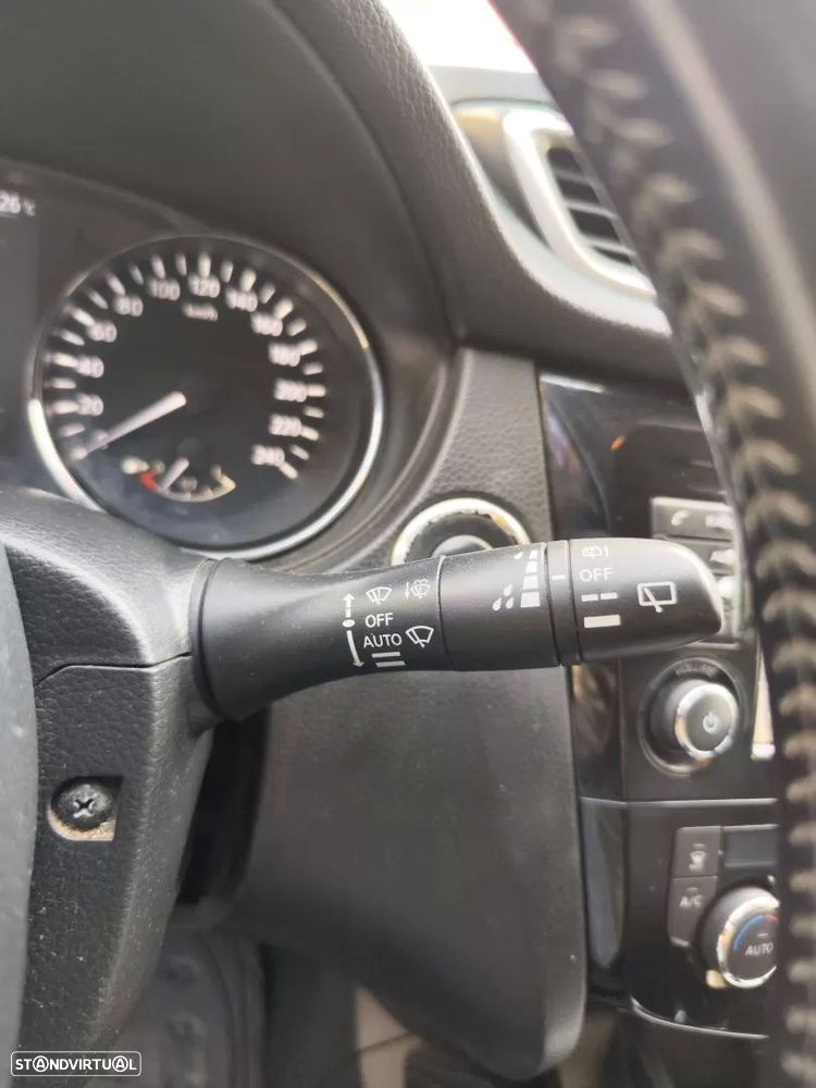 Nissan Qashqai 1.6 dCi Tekna Premium Xtronic - 32