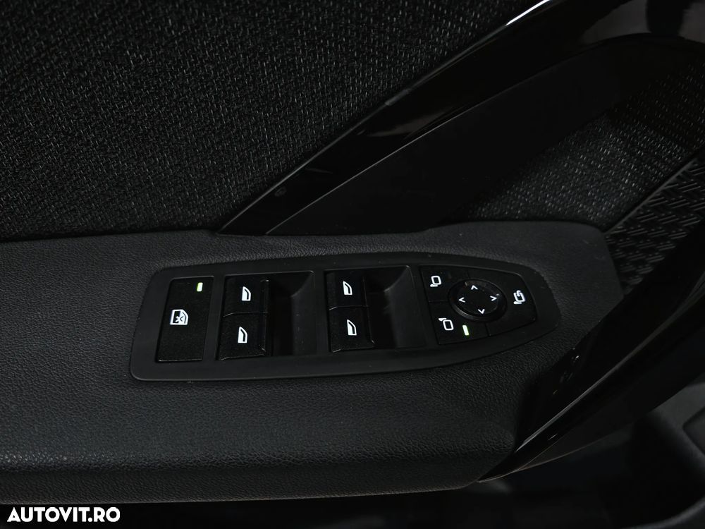 BMW X1 sDrive18i Aut. Advantage - 18