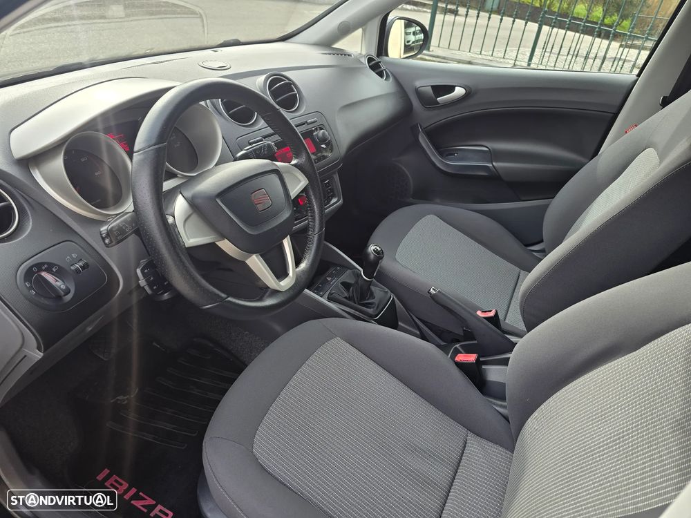 SEAT Ibiza ST 1.6 TDI Style DPF - 11
