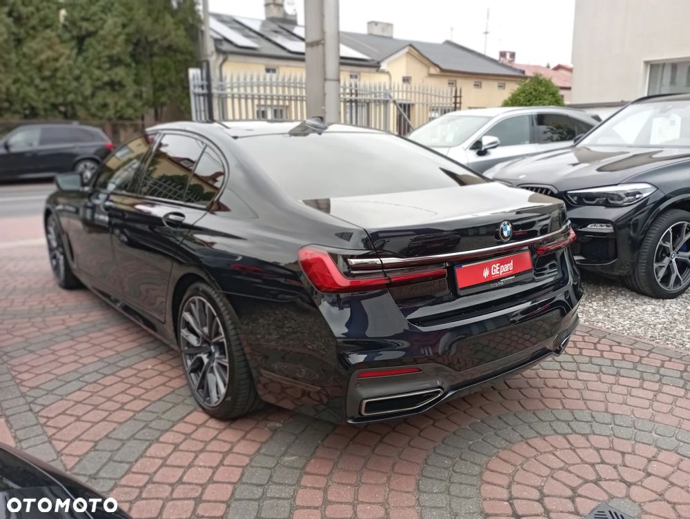BMW Seria 7 750i xDrive - 6