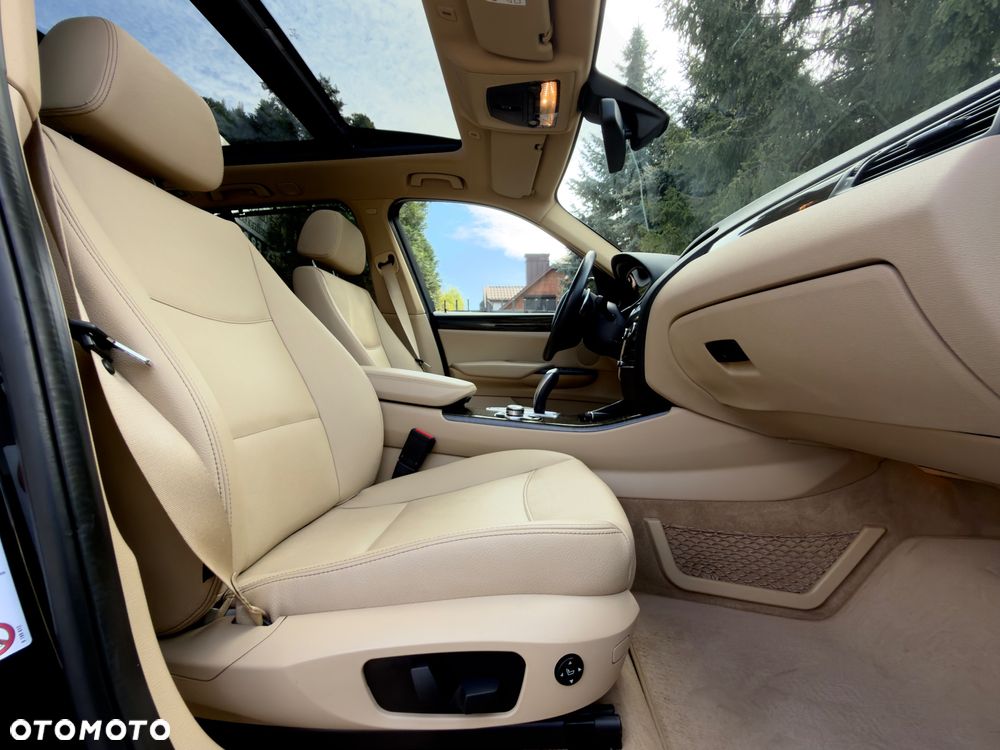 BMW X3 xDrive20d - 21