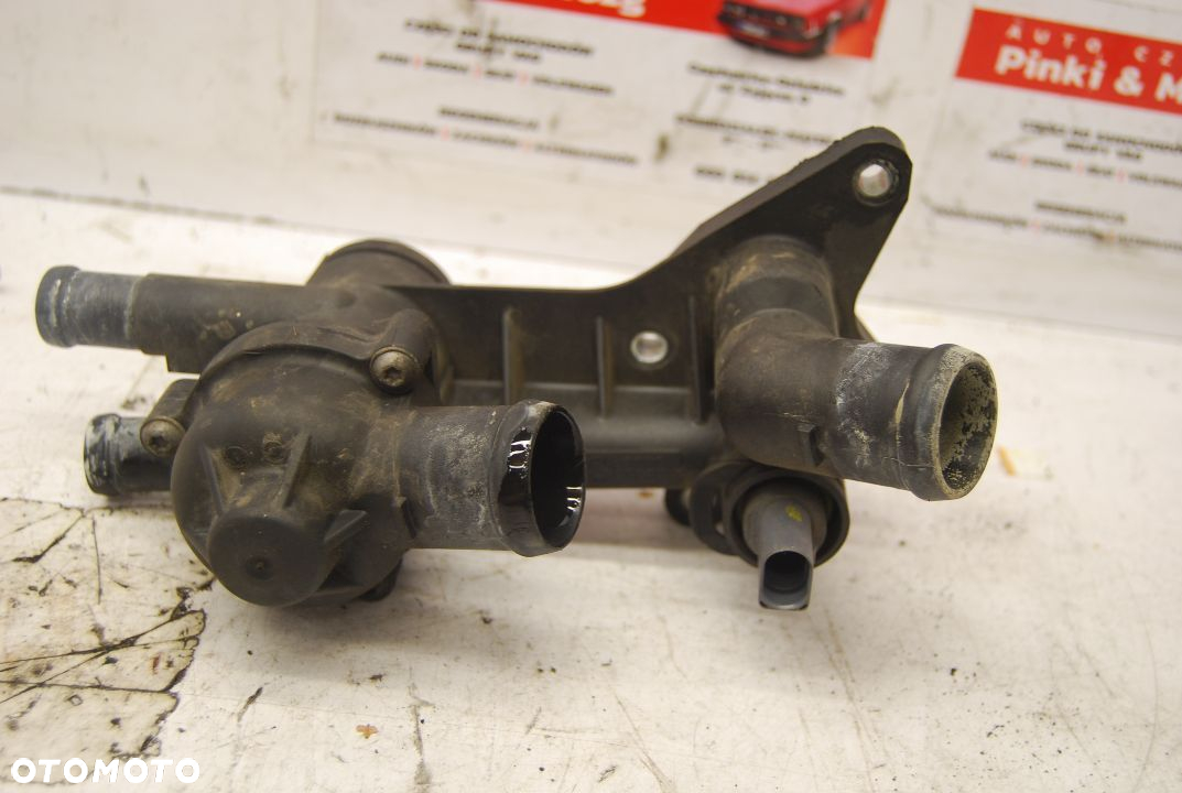 OBUDOWA TERMOSTATU 03C121111B 1.2 12V AZQ VW POLO IV IBIZA SKODA - 2