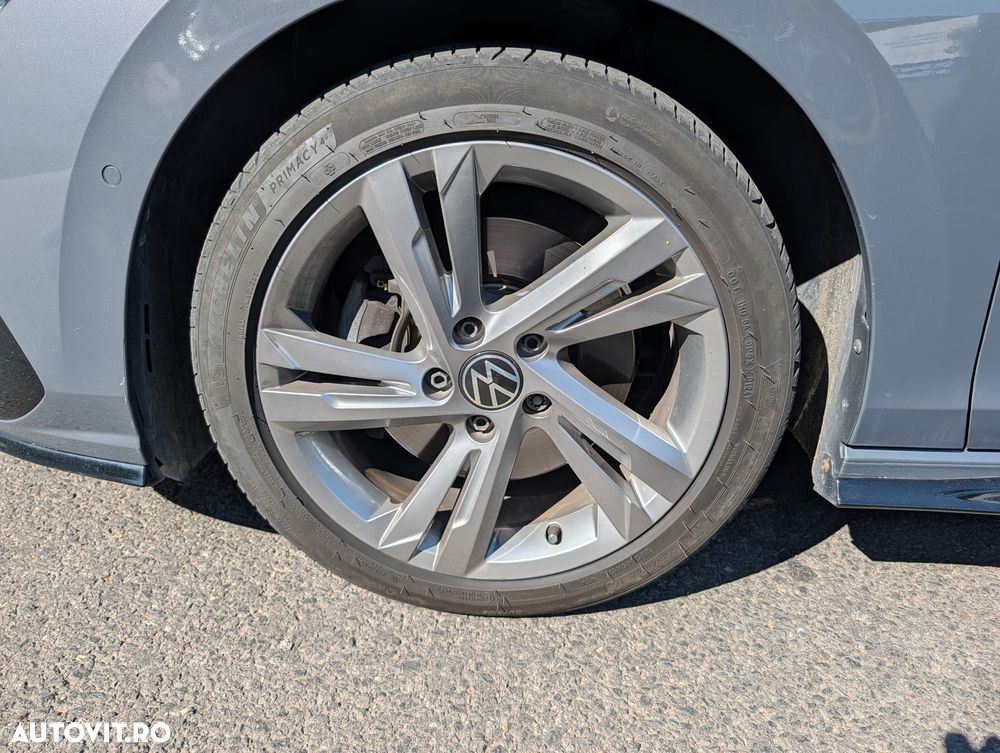 Volkswagen Golf 2.0 TDI SCR DSG R-Line - 25