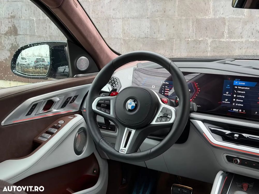 BMW XM 50e - 15