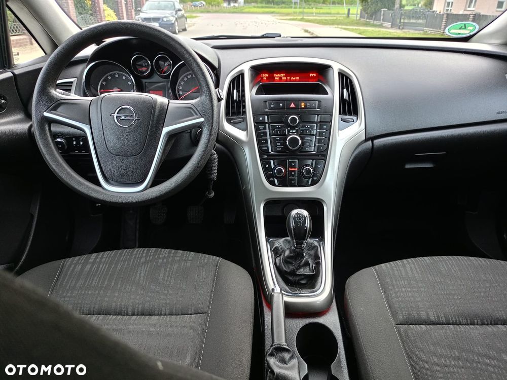 Opel Astra - 9