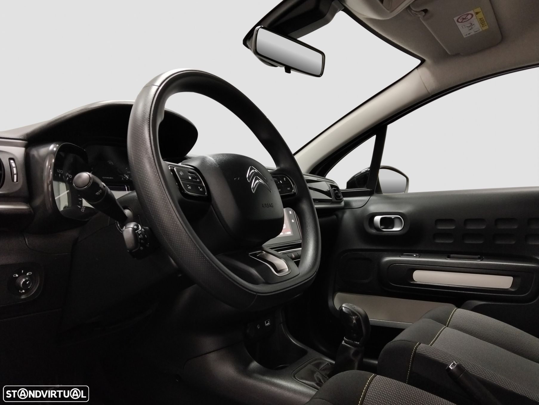 Citroën C3 1.2 PureTech Shine - 6