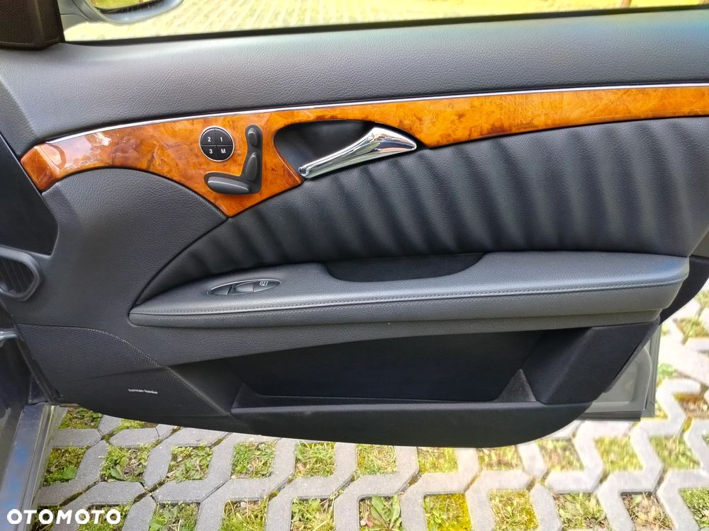 Mercedes-Benz Klasa E 280 4-Matic T Elegance - 18