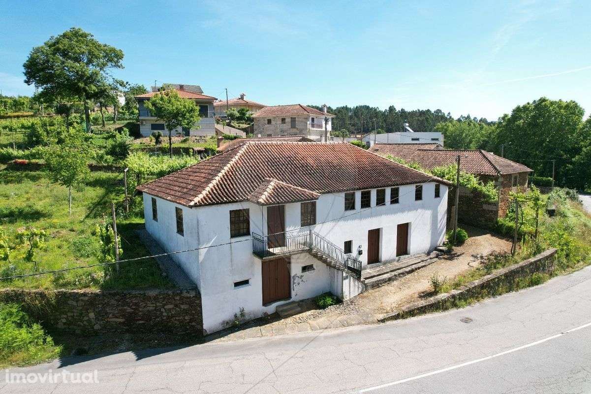 Moradia T4 para venda - Grande imagem: 2/7