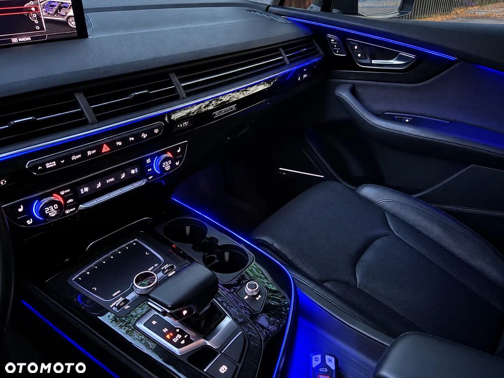 Audi Q7 3.0 TFSI Quattro Tiptr - 28