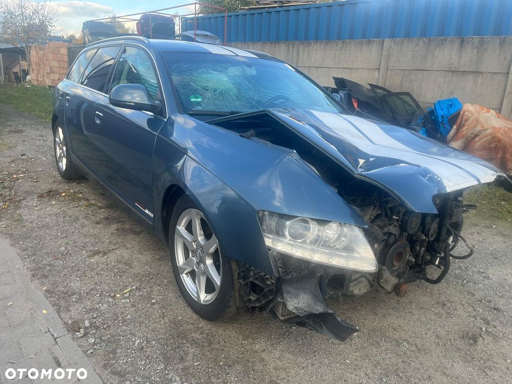 Audi A6 Avant - 1