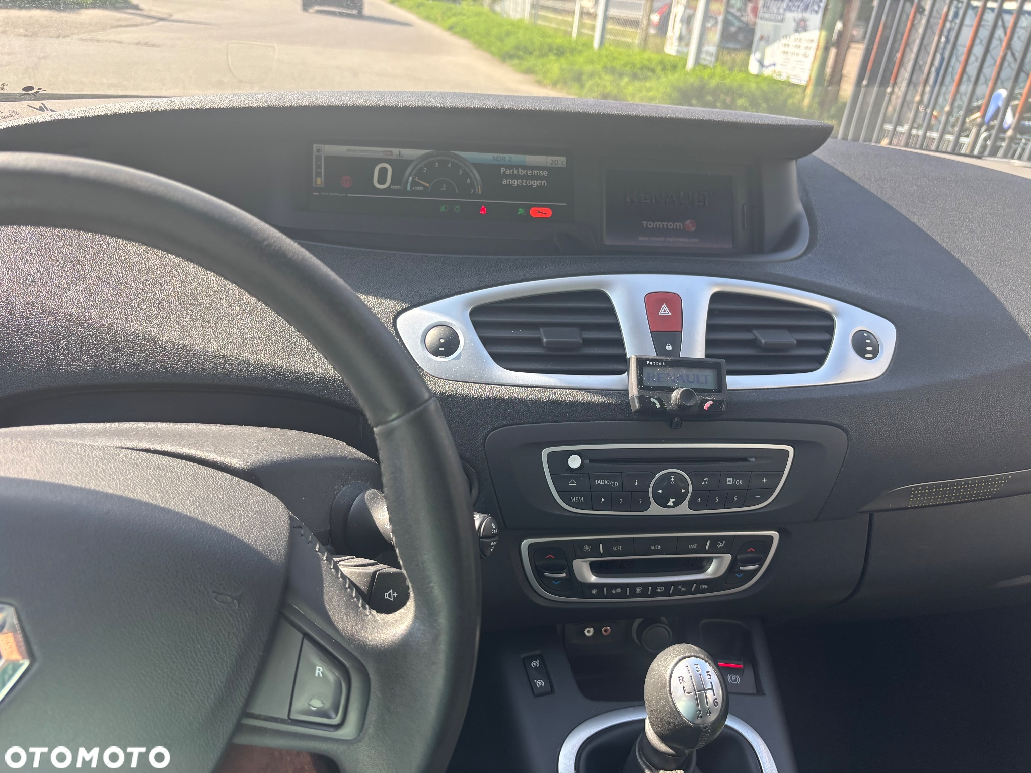 Renault Scenic 1.4 16V TCE TomTom Edition - 4