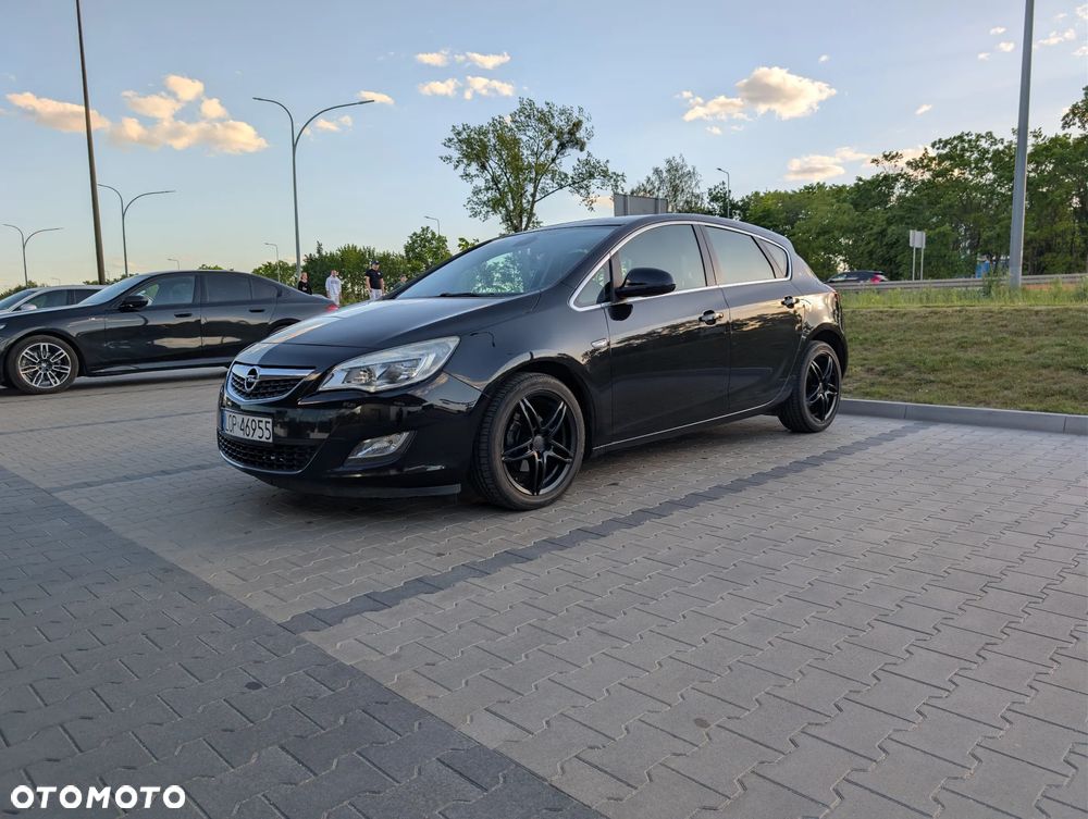 Opel Astra 1.4 Turbo Sport - 2