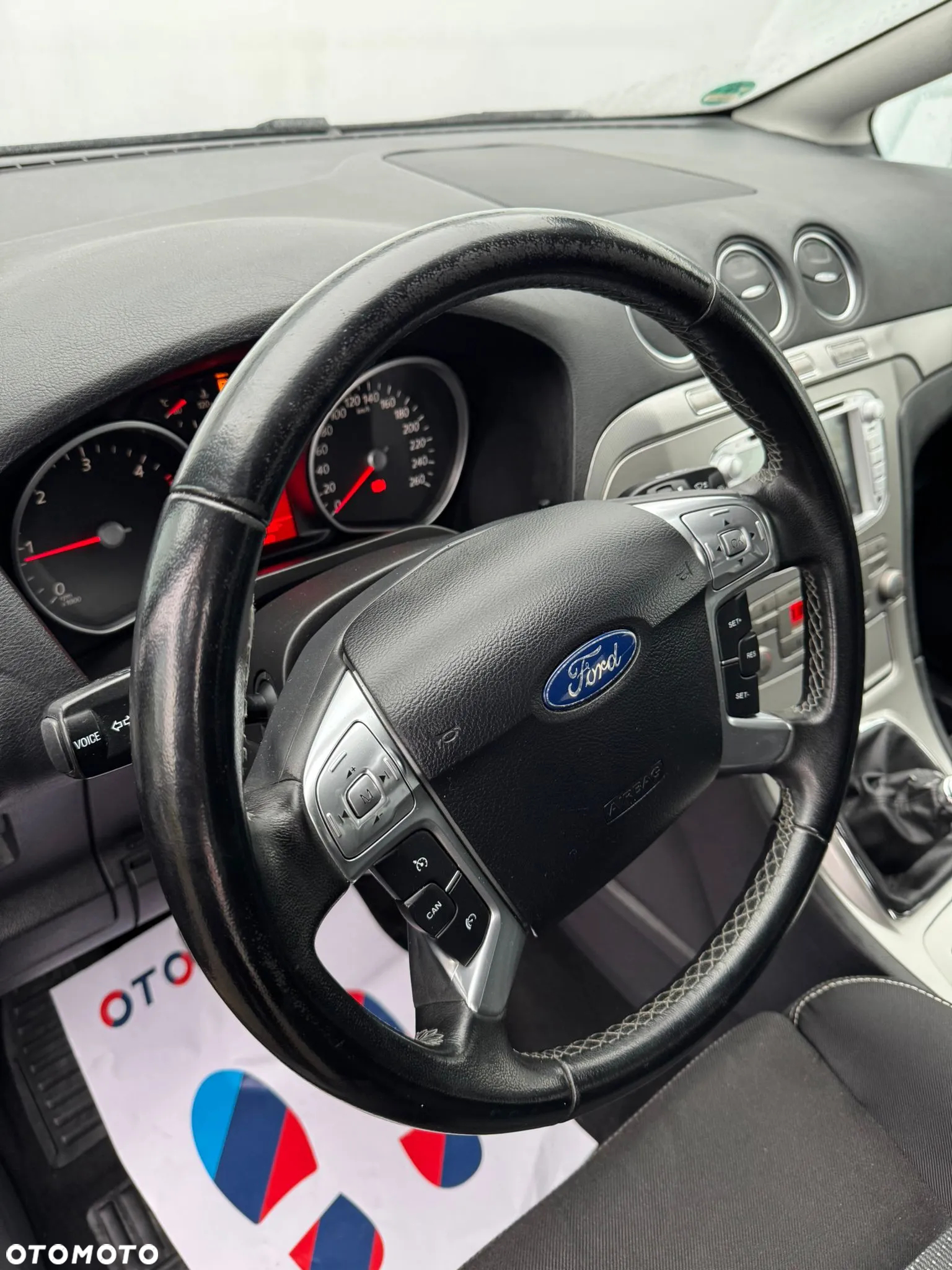 Ford S-Max 2.0 TDCi Silver X - 13