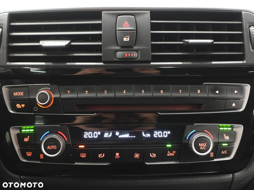 BMW Seria 3 325d Blue Performance Sport Line - 32