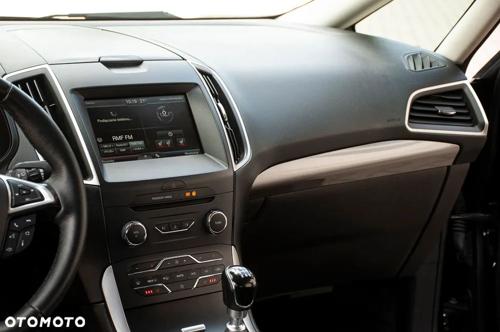 Ford S-Max - 16