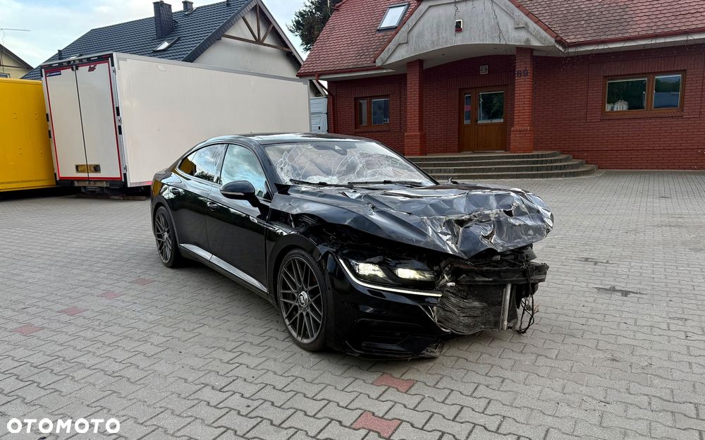 Volkswagen Arteon 2.0 TSI 4Motion R-Line DSG - 1