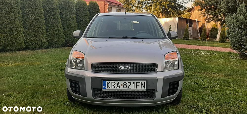 Ford Fusion - 3
