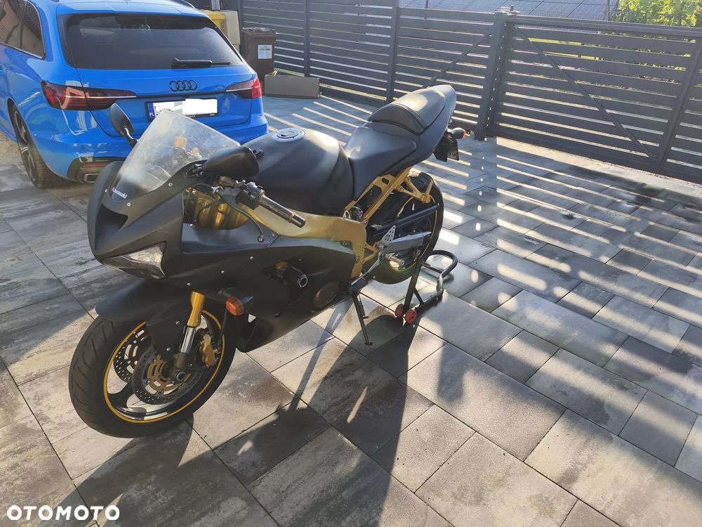Kawasaki Ninja - 1
