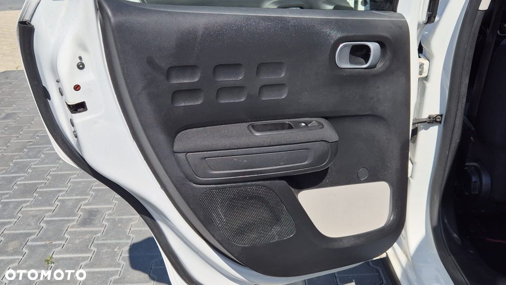 Citroën C3 1.2 PureTech Shine S&S - 17