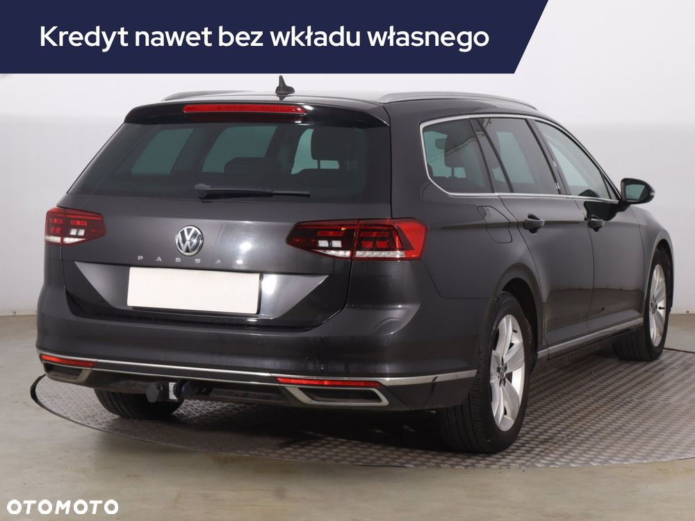 Volkswagen Passat Variant - 7