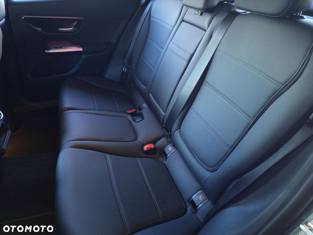 Mercedes-Benz GLC - 9